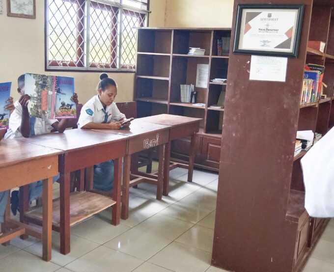 Perpustakaan SMA Negeri 7 Kabupaten Sorong